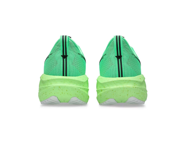 Chaussures de course pour hommes Asics Novablast 5 EKIDEN