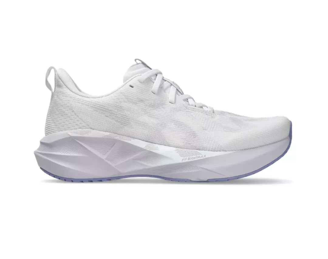 Chaussures de course pour femmes Asics Novablast 5